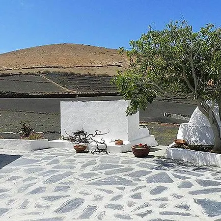 3 Bedrooms House With Terrace And Wifi At Las Casitas 5 Km Away From The Beach Feriehus Uga